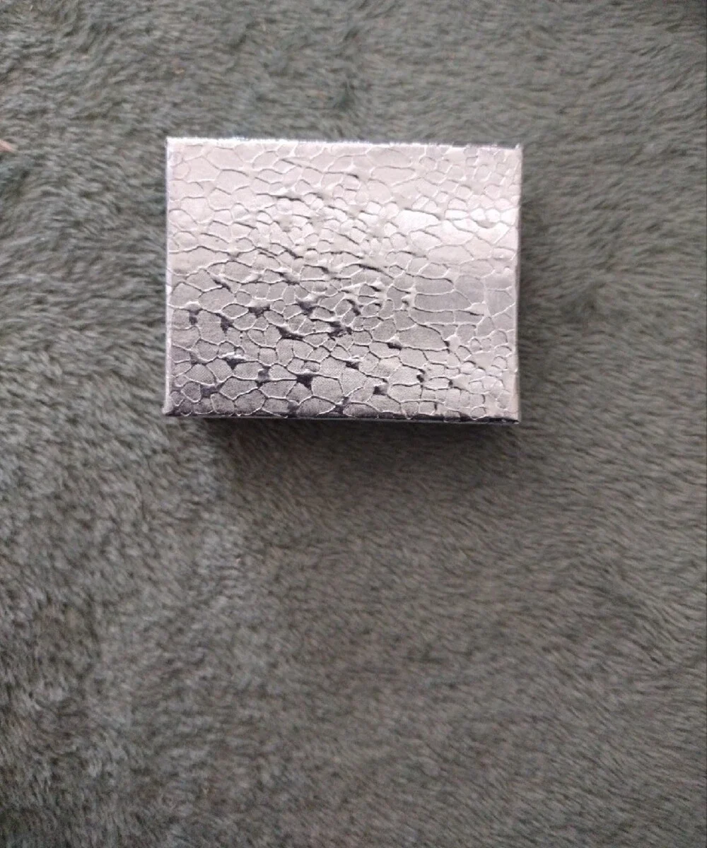 N/A earrings small